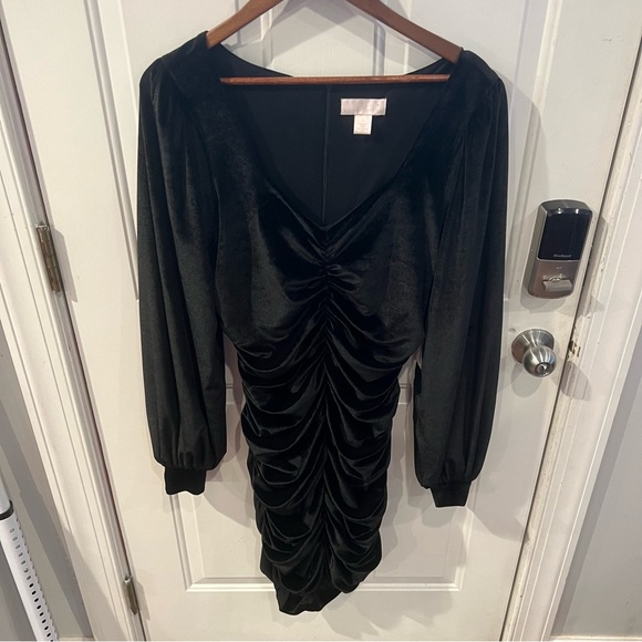 NWT Rachel Parcell Ruched Velvet Knee-Length Dress Long Sleeve Cocktail Holiday - Picture 4 of 8